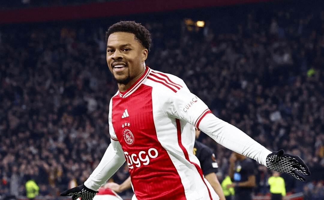 竞博体育娱乐平台-关于清晨阿贾克斯调整名单以备国王杯国际米兰围绕国王杯再遭质疑，网友：今晨曼城备战意大利杯的信息