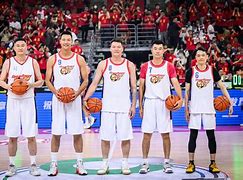 竞博官方入口- 广东宏远酝酿2换1交易 
